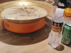 -毛肚向右·川渝毛肚王(经开永旺店)