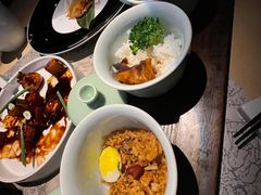 -穹六人间 people 6(岳阳路店)