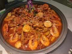 -徐记小怪兽肉蟹煲(中央大街店)