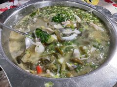 -廖哥泡椒兔(峨眉店)