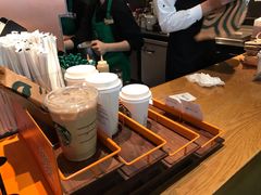 -星巴克(广州南站A18检票口楼上)