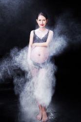 点击看大图 -十孕纪高端孕妇亲子摄影