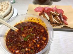 -牵人麻辣粉(粉巷店)