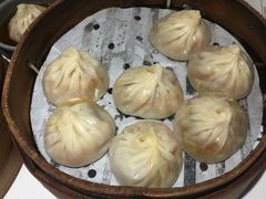 -馋三尺蟹粉小笼(人民广场店)