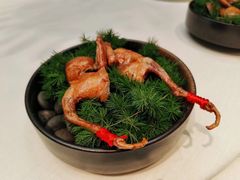 -弦月窗LUNETTE BY AMANDA(复兴路店)