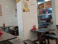 -易记皮肚面(明瓦廊店)