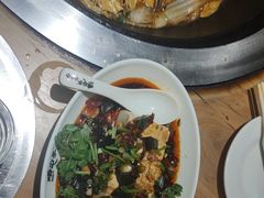 -咱屯子铁锅炖直营店(保利店)