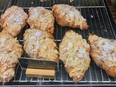 杏仁羊角-麦田工坊(月湖店)
