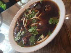 -清真吴记门钉肉饼·喜多利