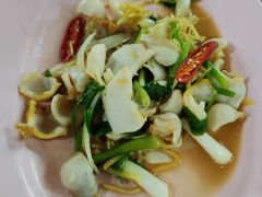 炒石螺-班赞海鲜市场