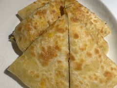 猪肉鸡蛋饼-荣小馆(安达仕店)