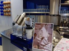 -蔻蔻椰·鲜萃椰子水(欢乐港湾店)