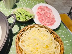 -五里关火锅(上海鑫耀·光环Live店)