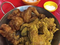 -BHC炸鸡(明洞总店)