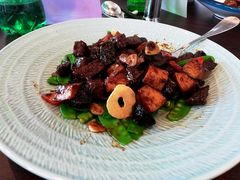 黑蒜蜜椒澳洲安格斯牛肉粒-环球港凯悦 · 享悦中餐厅