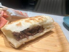 -高玛纳驴肉火烧(一世界店)