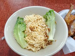 -味为先光明乳鸽(光明总店)