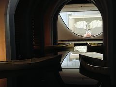 -涨巢·潮玩水疗局