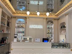 -Angelina安吉丽娜(恒隆广场店)