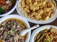 -湖泉水云间餐厅·弥勒地道菜(B座店)