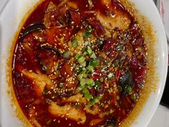 -渝是乎酸菜鱼·川渝小炒(新世界百货望京店)