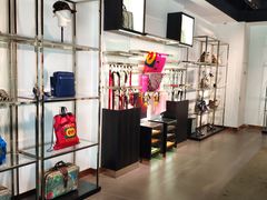-Gucci(首创奥特莱斯店)