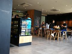 -星巴克臻选(莘庄仲盛店)