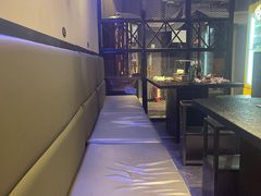 -狼遇见羊烧烤·现穿现烤(旧宫店)