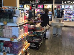 -戴高乐机场免税店(BuY PARIS DUTY FREE)