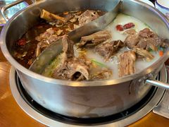 -亿诣蝎府炸酱面羊蝎子火锅(酷车小镇店)