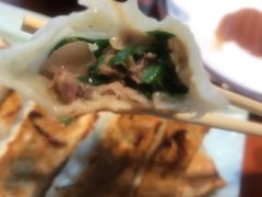 -锅贴王海鲜小馆