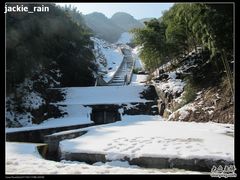 -藏龙百瀑风景区