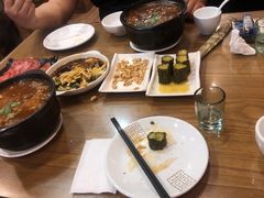 -三鞭一花·独一处·元英砂锅(海光寺店)