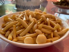 吵菌菇-黄牛肉馆·皖南土菜