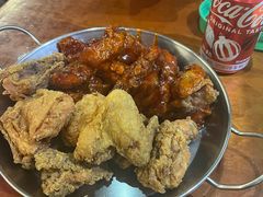 -BHC炸鸡(明洞总店)