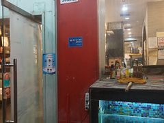 -渝君重庆火锅(嘉宾路店)