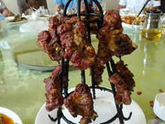 馕坑烤肉-品味新疆民族风味餐厅(东方今典店)