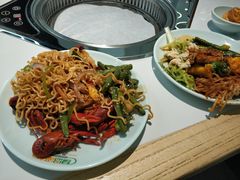 -绿岛港轩海鲜烤肉涮锅自助餐厅