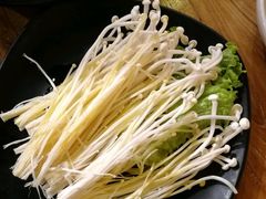 -枣玛露炭火烤肉脊骨锅
