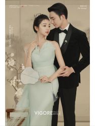 -雪中彩影婚纱摄影·微光艺术中心