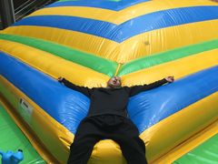 -蒙特利亲子乐园