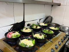 -小街曹师傅砂锅麻辣烫(亚泰大街店)