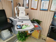 -罗创丹阳眼镜(童卫路店)