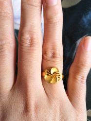 -六福珠寶(巴黎春天五角场店)