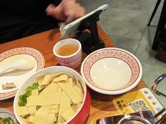 -三太子地摊烧烤·小龙虾(北蔡店)