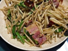 -绿草墩