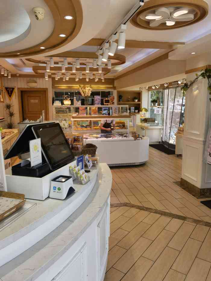 蒲公英pokoni(文化路店)-"不知道从什么时候开始,这里的好利来蛋糕店.