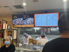 -闫家驴肉老店(华电一校店)