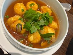 -Chom Cafe and Restaurant