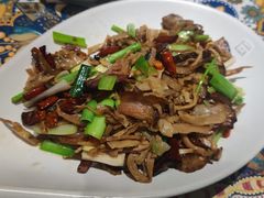 -云海肴·汽锅鸡·云南代表菜(天山百盛优客店)